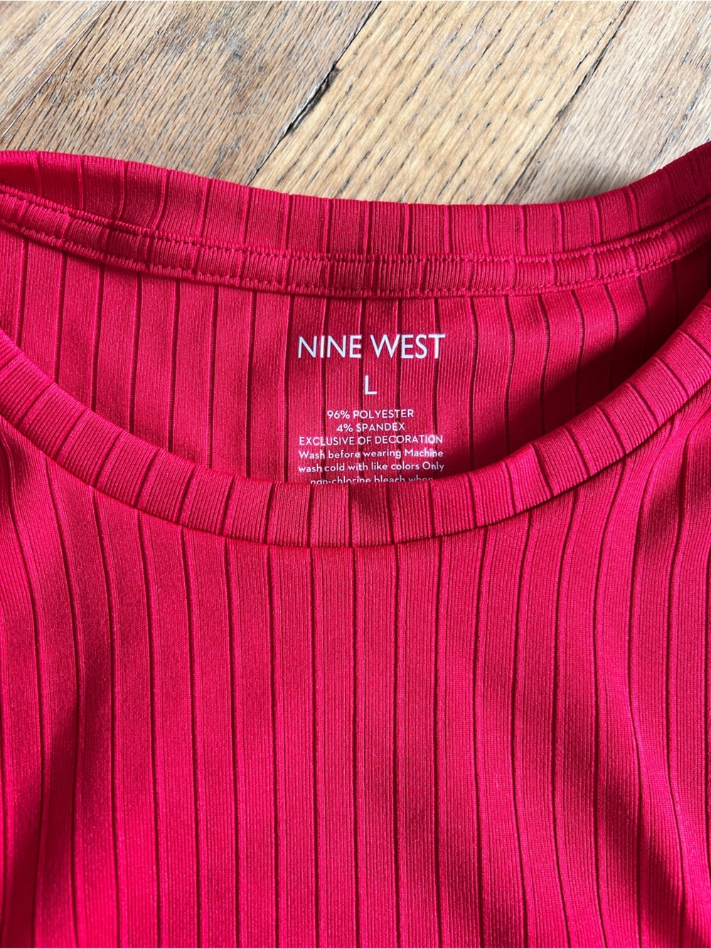 Nine West Red Ribbed Top - Picture 2 of 2